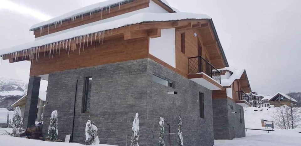 Дома для отпуска Bakuriani cottage 2020 Бакуриани-27